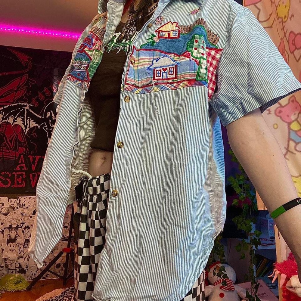 Victoria Jones cottagecore button up